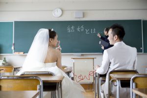 結婚についての授業中です
